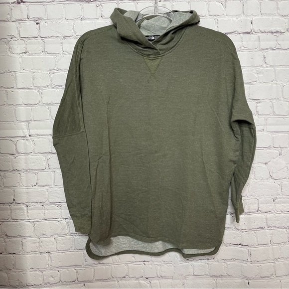 The North Face Green Oversized 3/4 Dolman Sleeve Pullover size XS - Picture 1 of 8